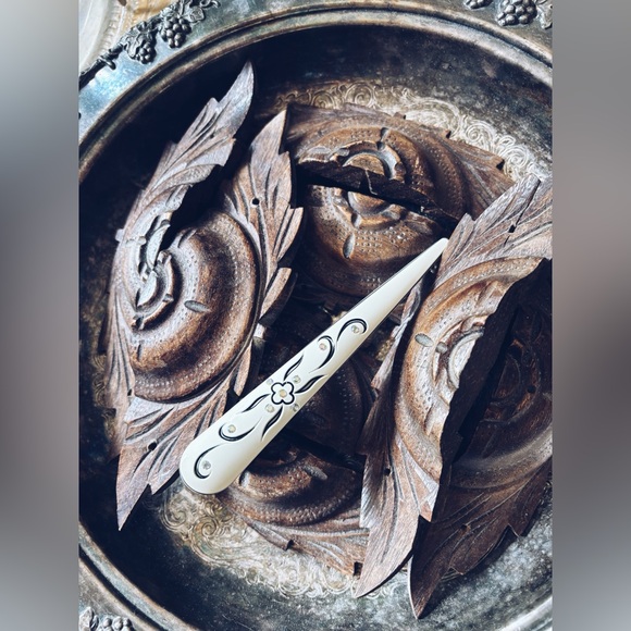 Hair Clip Enamel Base & Iridescent Stones - Picture 9 of 13